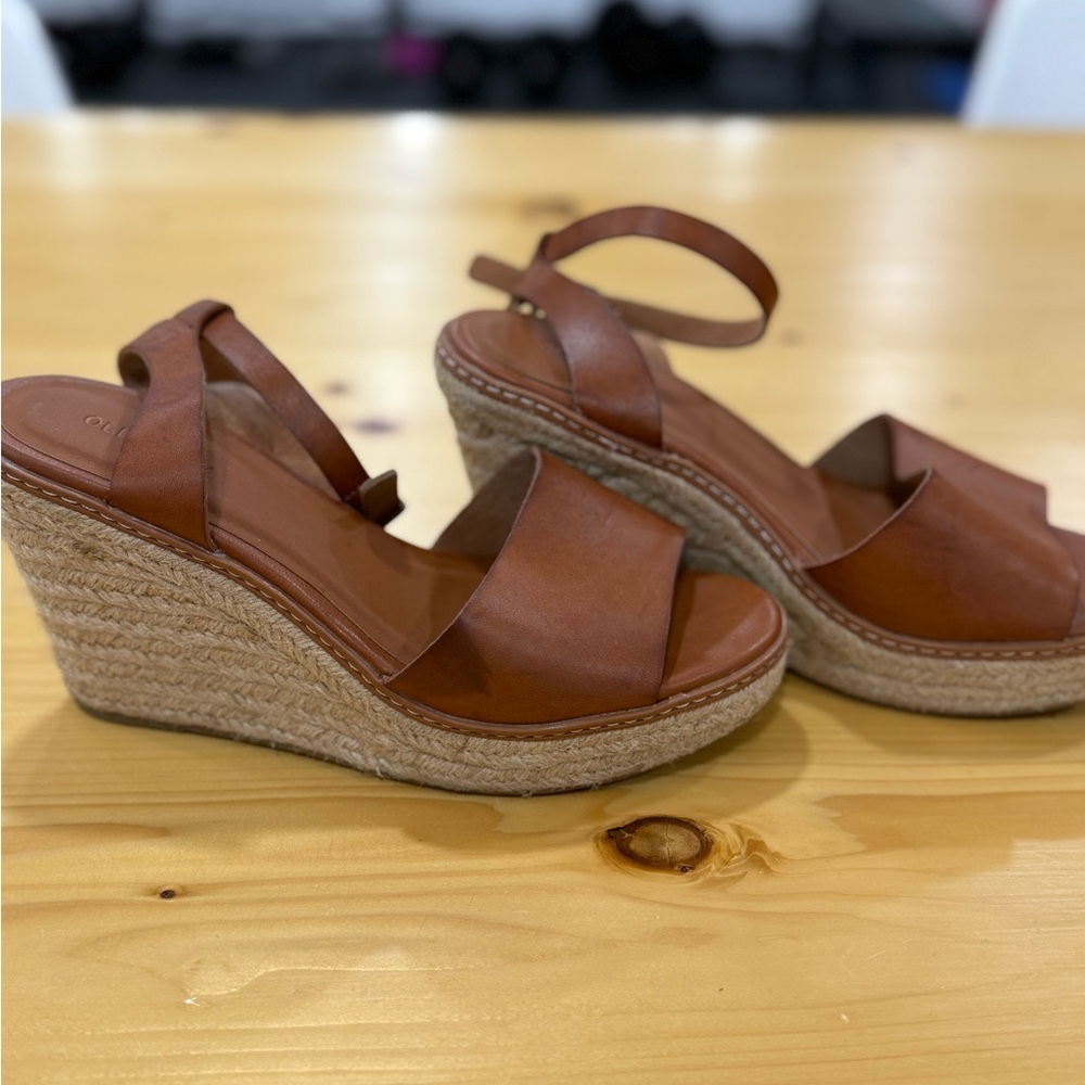 Old Navy Tan Espadrille Wedge Sandals with Ankle Strap